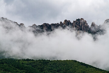 Fototapeta premium rock and cloud on the mountain