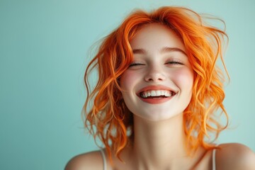 Naklejka premium A vibrant redhead woman with a radiant smile, showcasing carefree joy and beauty.