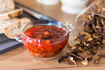 hot lean lunch in glass bowl on wooden table
