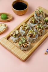 fFesh sushi set traditional japanese food