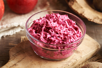 Beetroot salad with apples and sour cream