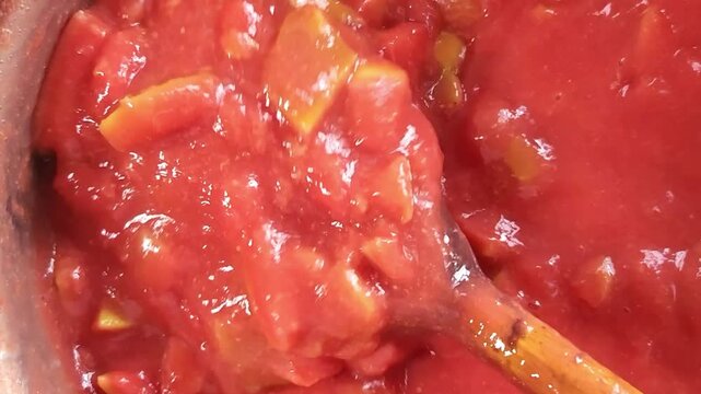 Cozinhando Doce Caseiro de Goiabada Casc&atilde;o. Goiaba Vermelha