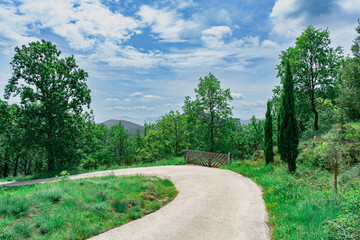 Paisaje de los pirineos al norte de España, Europa.