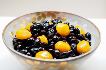 日本の伝統料理　黒豆　栗の甘露煮	