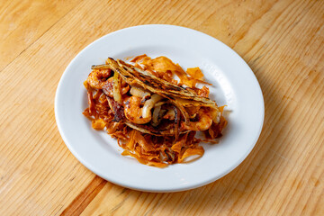 spicy shrimp tacos with cheese