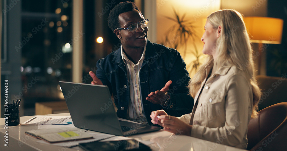 Aufkleber laptop, teamwork and business people together at night for brainstorming, planning or web design. ad