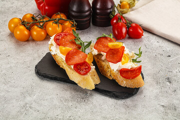 Bruschetta tapas with chorizo and tomato