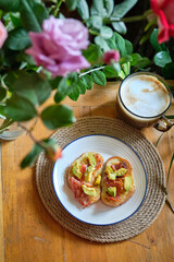 toast with bacon and avocado