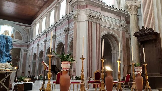 Napoli - Panoramica della Basilica di San Giovanni Maggiore dall'abside