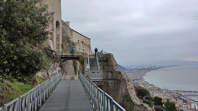 Salerno - Panoramica dal fossato del Castello di Arechi