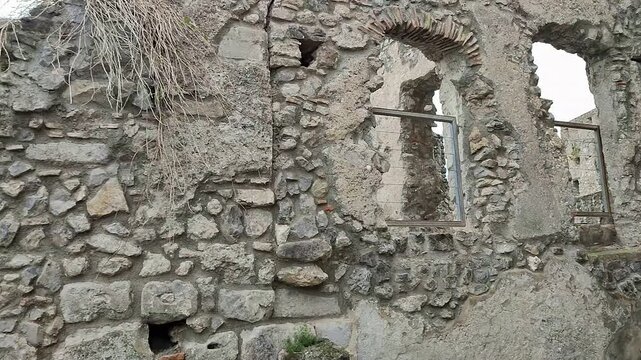 Salerno - Panoramica della parte alta del Castello di Arechi