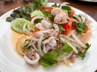 Yam Woon Sen Goong, Thai spicy glass noodle salad with seafood and cilantro