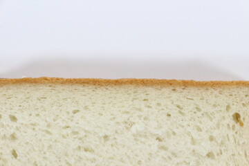 食パンの断面美：焼き色のコントラストが食欲をそそる