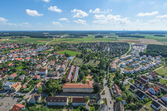 Die Gemeinde Neuendettelsau in der Metropolregion N&uuml;rnberg im Luftbild