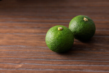 すだち　Sudachi (Japanese citrus)