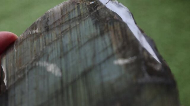 Reflets de labradorite