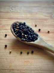 poivre noir en grains