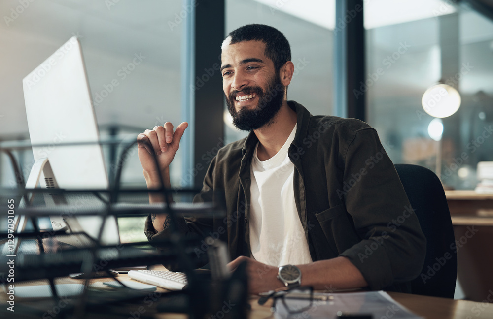 Aufkleber Smile, business and man with computer in office for software update, programming website and research. Male person, programmer and IT with online maintenance, report feedback and solution of deadline