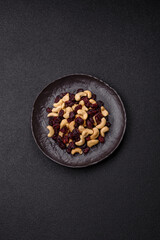 Mixture of roasted cashews and dried cranberries