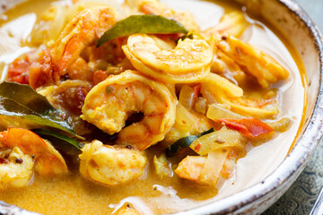 Spicy shrimp curry