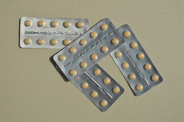 Medicine blister foil, medicine packaging, pharmaceutical packaging. 