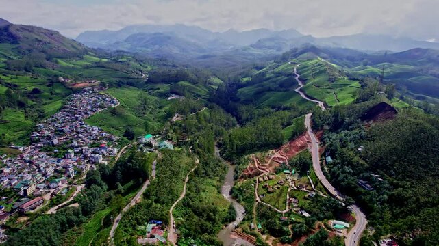  The Most Beautiful Road a hill station located ln Kerala DRONE VIEW


