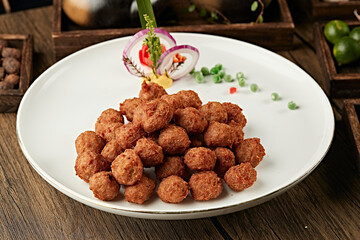 Deep-fried Chicken Meatballs