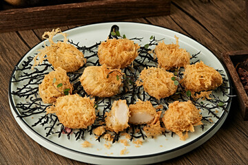Deep-fried abalone with minced pork