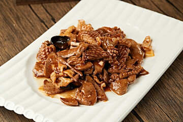 Three traditional Tianjin dishes