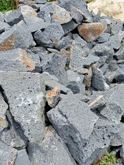 small stones that come from broken large stones