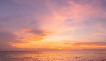 Fototapeta premium 바다에서 보는 저녁 노을