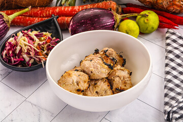 Afgani chicken kebab with white marinade
