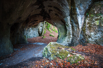 Höhle Höllenstein