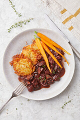 Kartoffelpuffer mit Geschnetzeltem vegan
