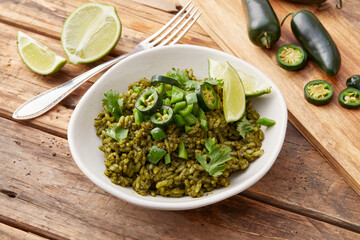 Grüner Reis Arroz Verde