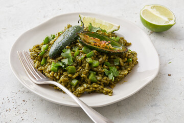 Grüner Reis Arroz Verde