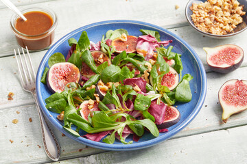 Herbst-Salat mit Feigen
