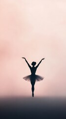 Fototapeta premium ballerina silhouette pink white mist