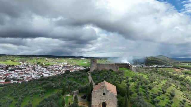 Castillo de Alan&iacute;s en la provincia de Sevilla, Andaluc&iacute;a