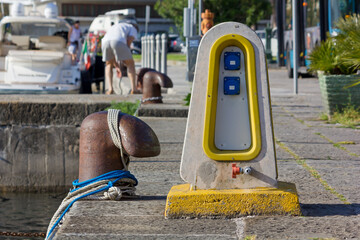 Eletrical Distribution Pedestal on a Jetty