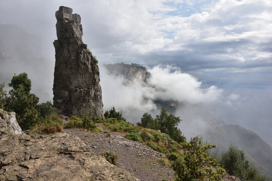 Path of the Gods or Sentiero Degli Dei over the clouds, Agerola, Kampania, Neapol, Italy