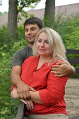 Obraz premium blonde woman with dark-skinned man,