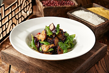 Braised Eggplant with Black Beans and Green Peppers