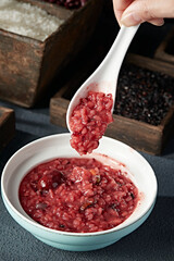 Delicious and nutritious red bean, barley, red dates and multi-grain porridge