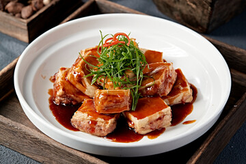 Deep-fried Hunan-style stinky tofu with sauce