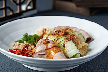 Beef Tongue and Tripe with Vegetables in Sauce