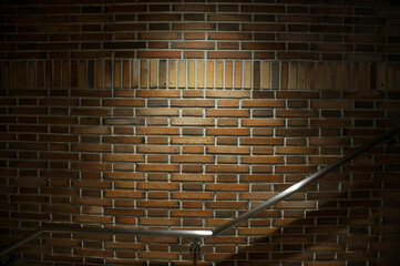 茶色のタイル壁