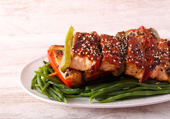 fried salmon and green beans