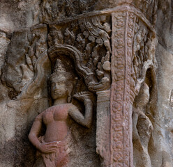 personajes coinciden en la esquina