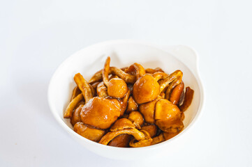 茹でた鳥海なめこ